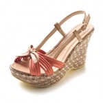 80% OFF Leatherette Wedge Sandals With Bows For Party/Evening at Lightinthebox.com